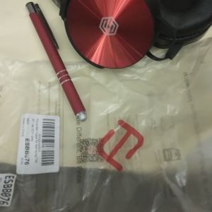 Headphones 🎧 and Stylus pen for Tablet...Brand new